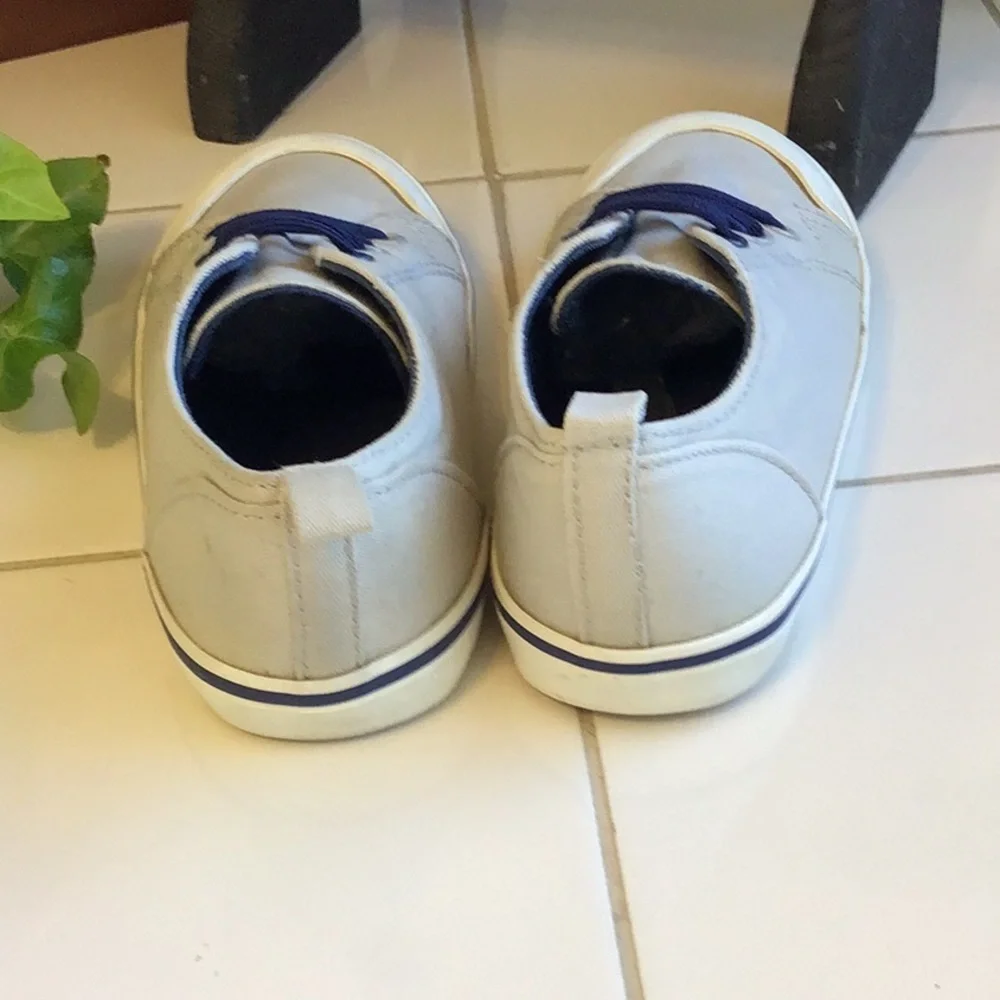 ‘Old Navy’ Elastic Laces Canvas Sneakers